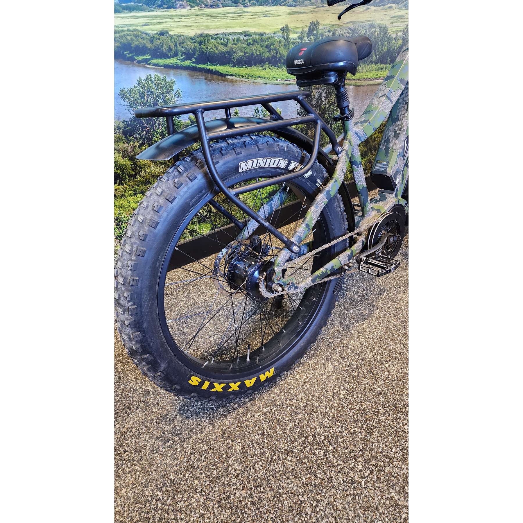 Mule Jager 25AH Kuiu Verde 2.0 Showroom Special