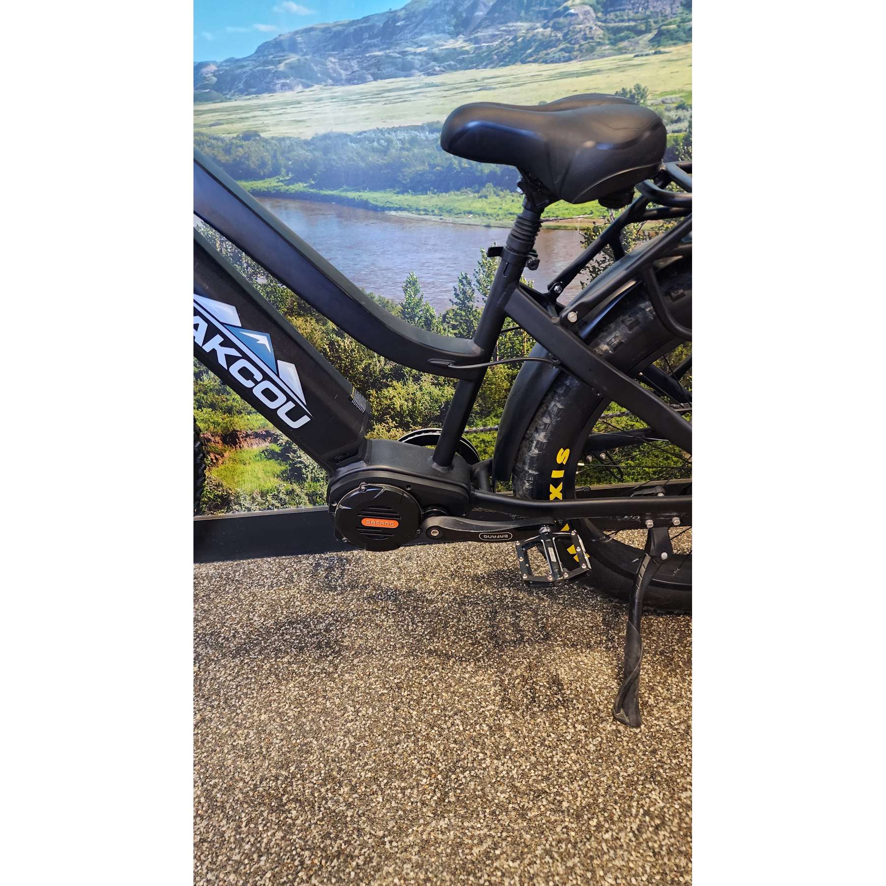 Mule Step-Through 26" Tires 21AH Matte Black Showroom Special #2