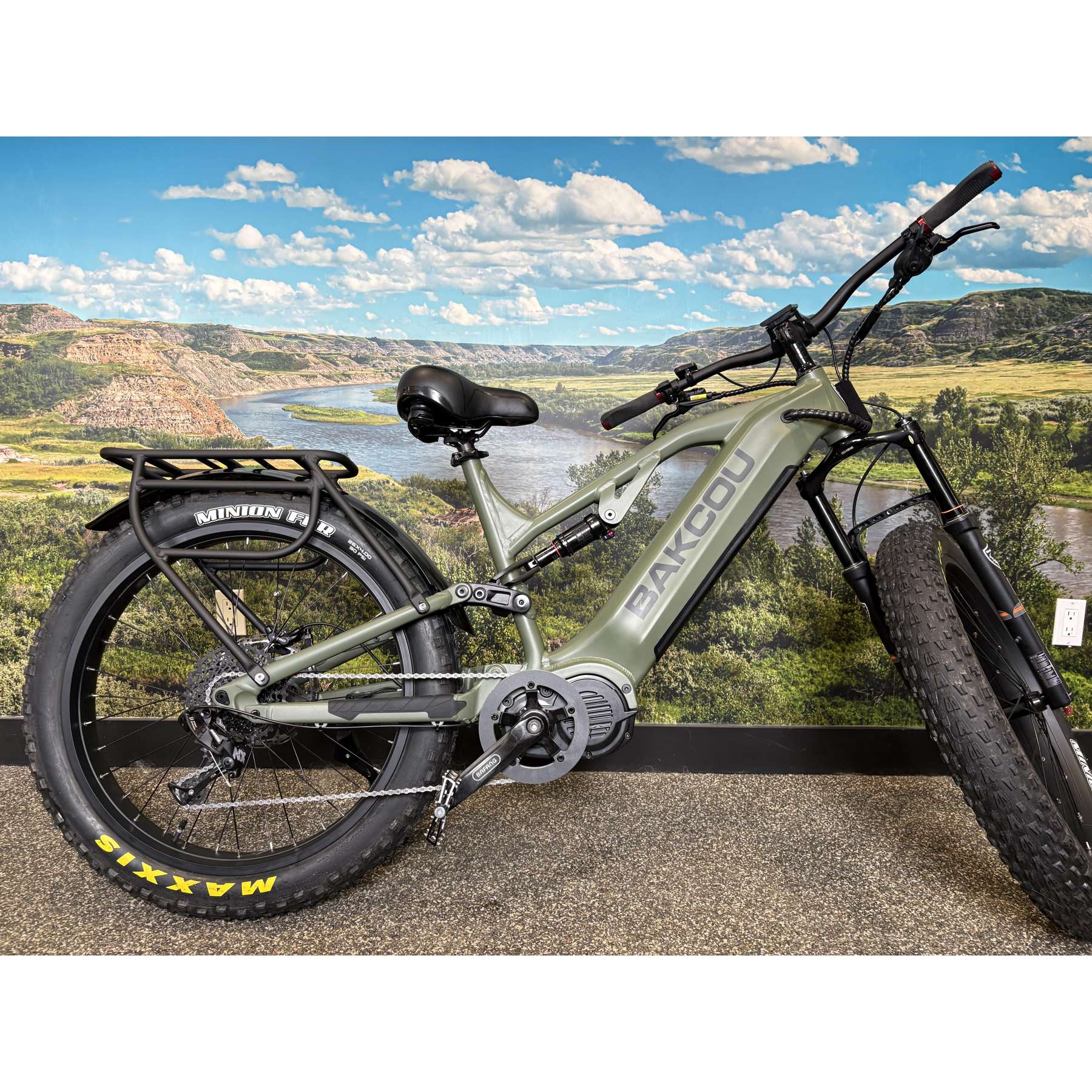 Scout 19" Frame 21AH Matte Army Green Showroom Special