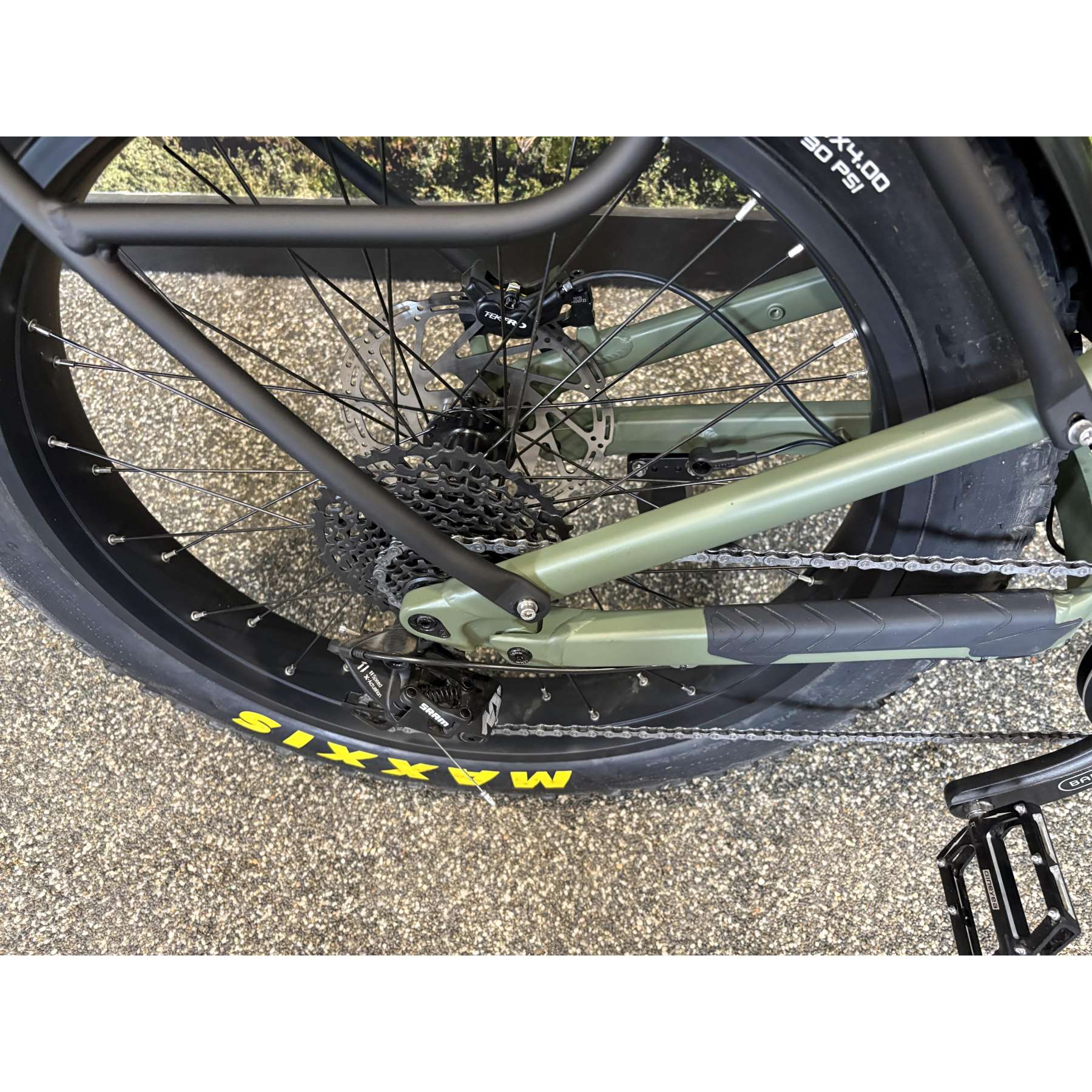 Scout 19" Frame 21AH Matte Army Green Showroom Special